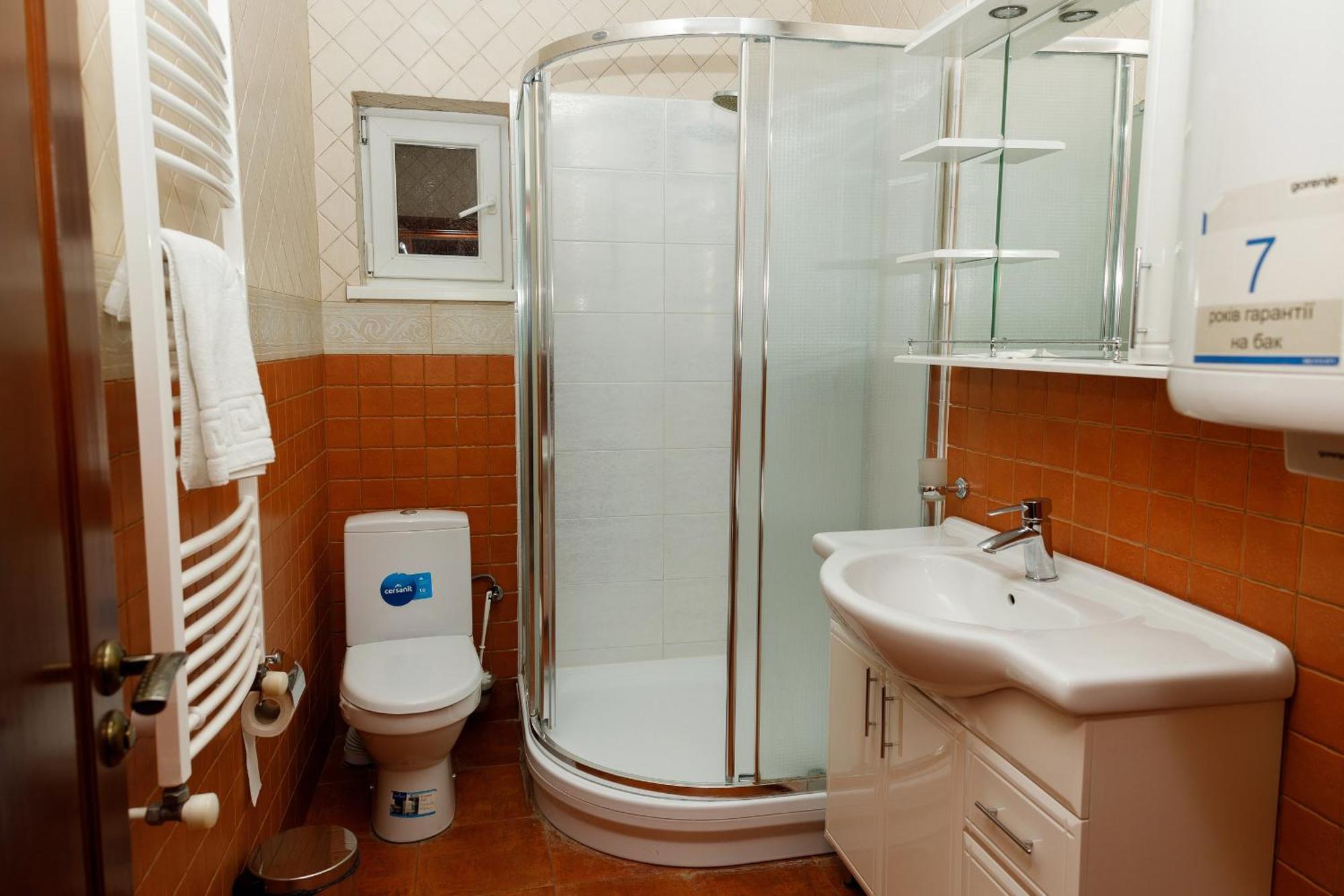 Gostyniy Dvir Synevir Hotel Синевир Екстериор снимка